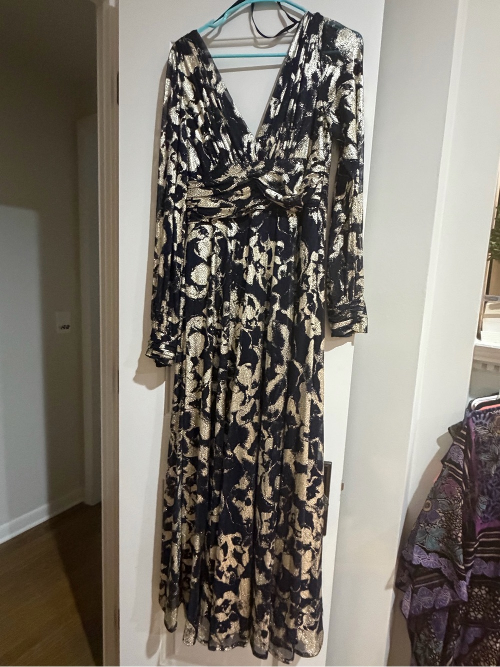 Elegant Black and Gold Metallic Long Sleeve Evening Dress